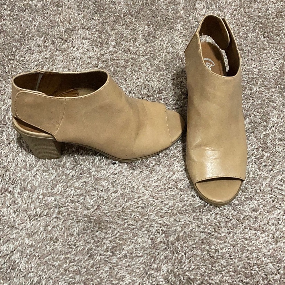Candie’s peep toe booties. Tan. Size 8